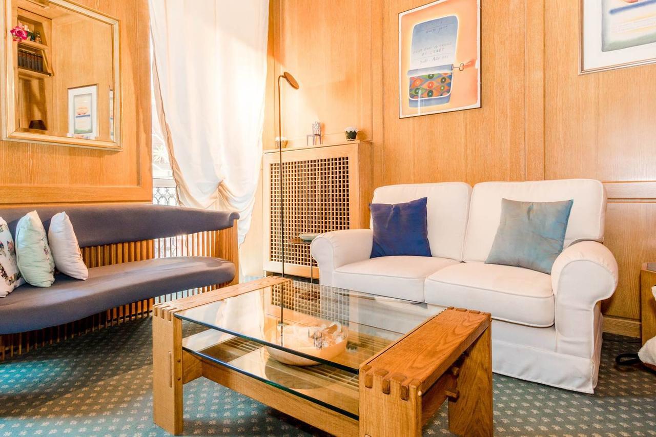 Joivy Charming Apt With Terrace In The Very Heart Of Milan Bagian luar foto