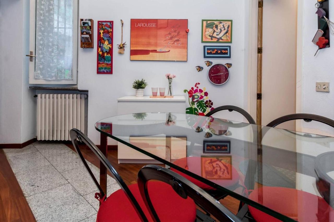Joivy Charming Apt With Terrace In The Very Heart Of Milan Bagian luar foto